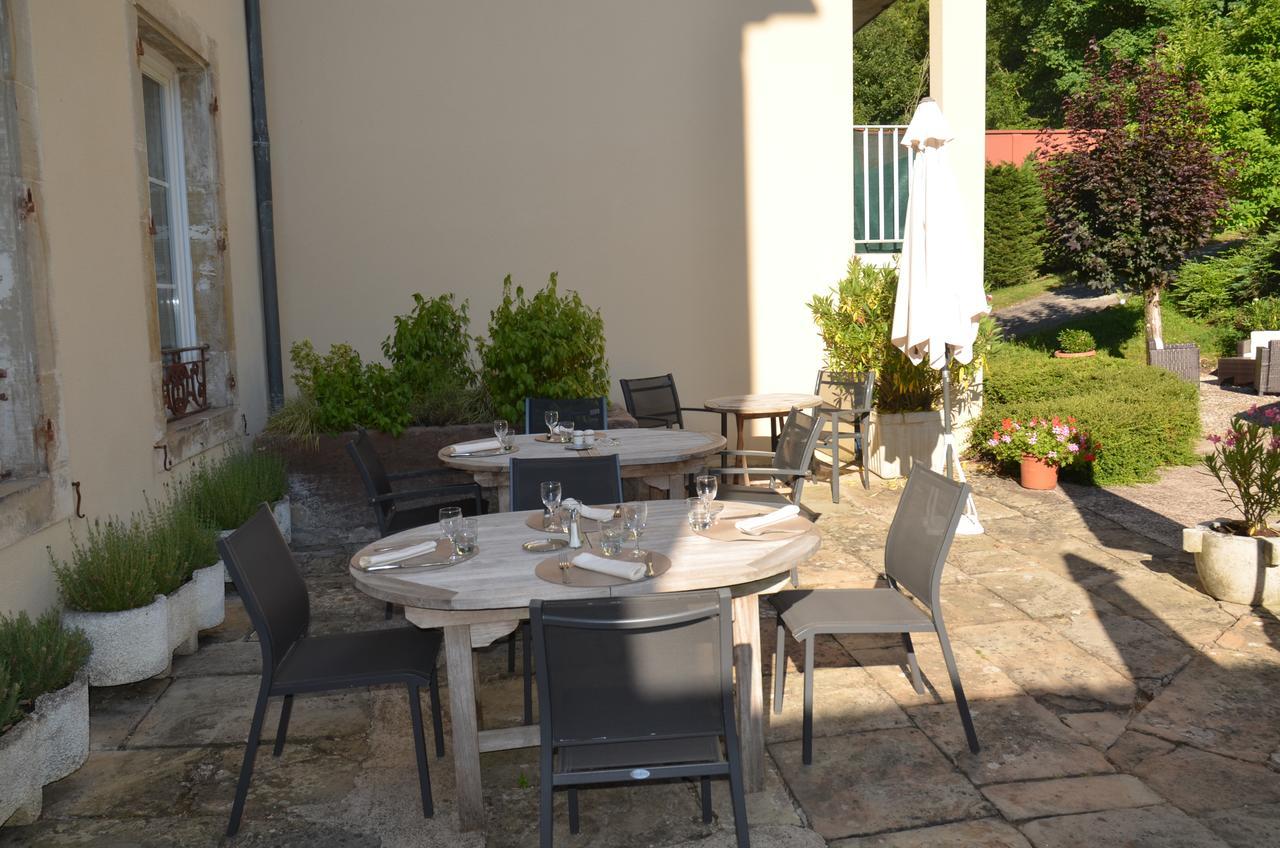 Hotel Et Studios D'Orfeuil Bourbonne-les-Bains Exterior photo