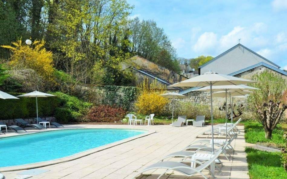 Hotel Et Studios D'Orfeuil Bourbonne-les-Bains Exterior photo